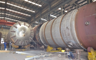 不銹鋼儲(chǔ)罐（工業(yè)不銹鋼儲(chǔ)存罐/不銹鋼容器）